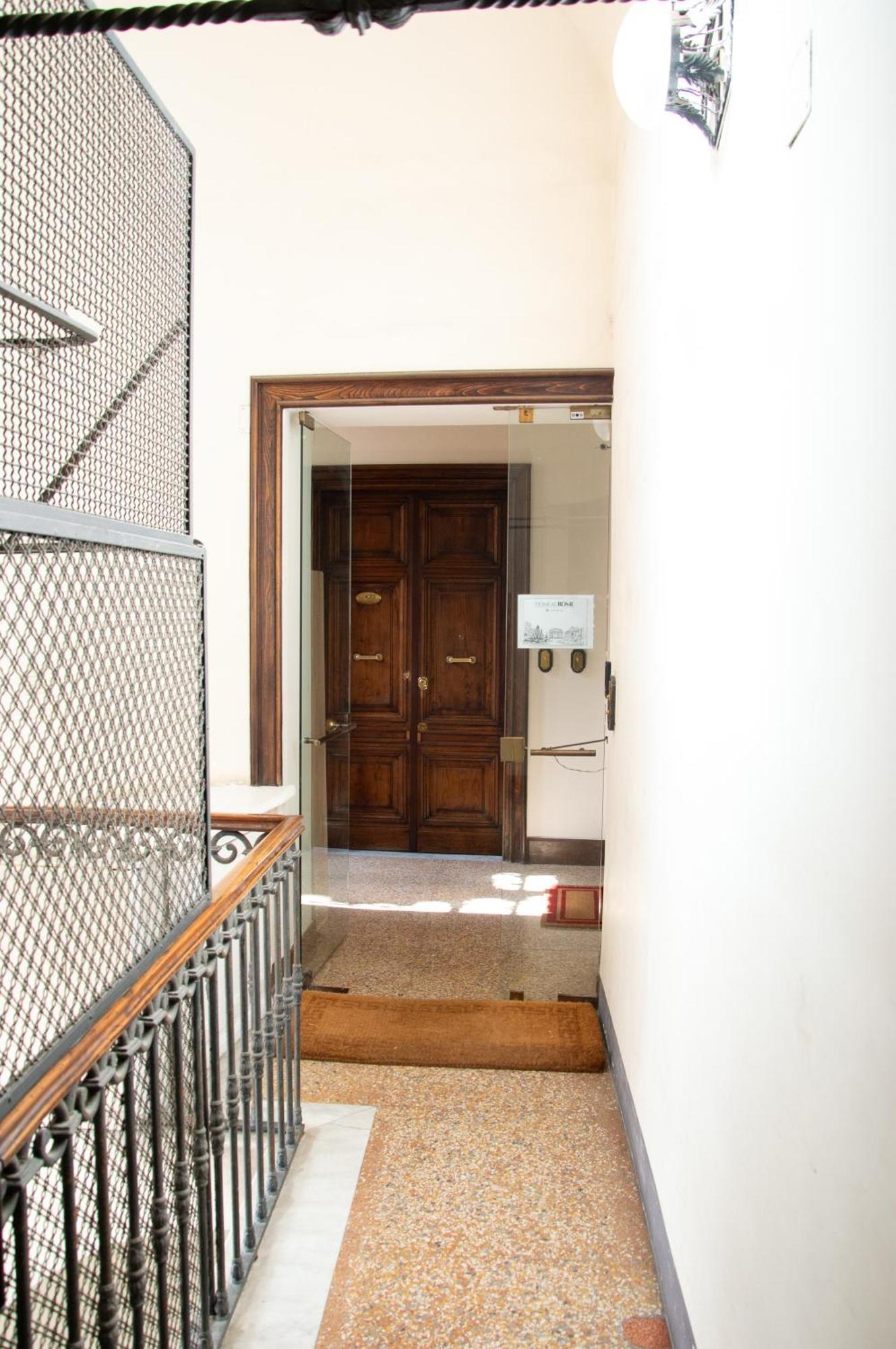 Home At Rome Luxury Navona Suites Exterior photo