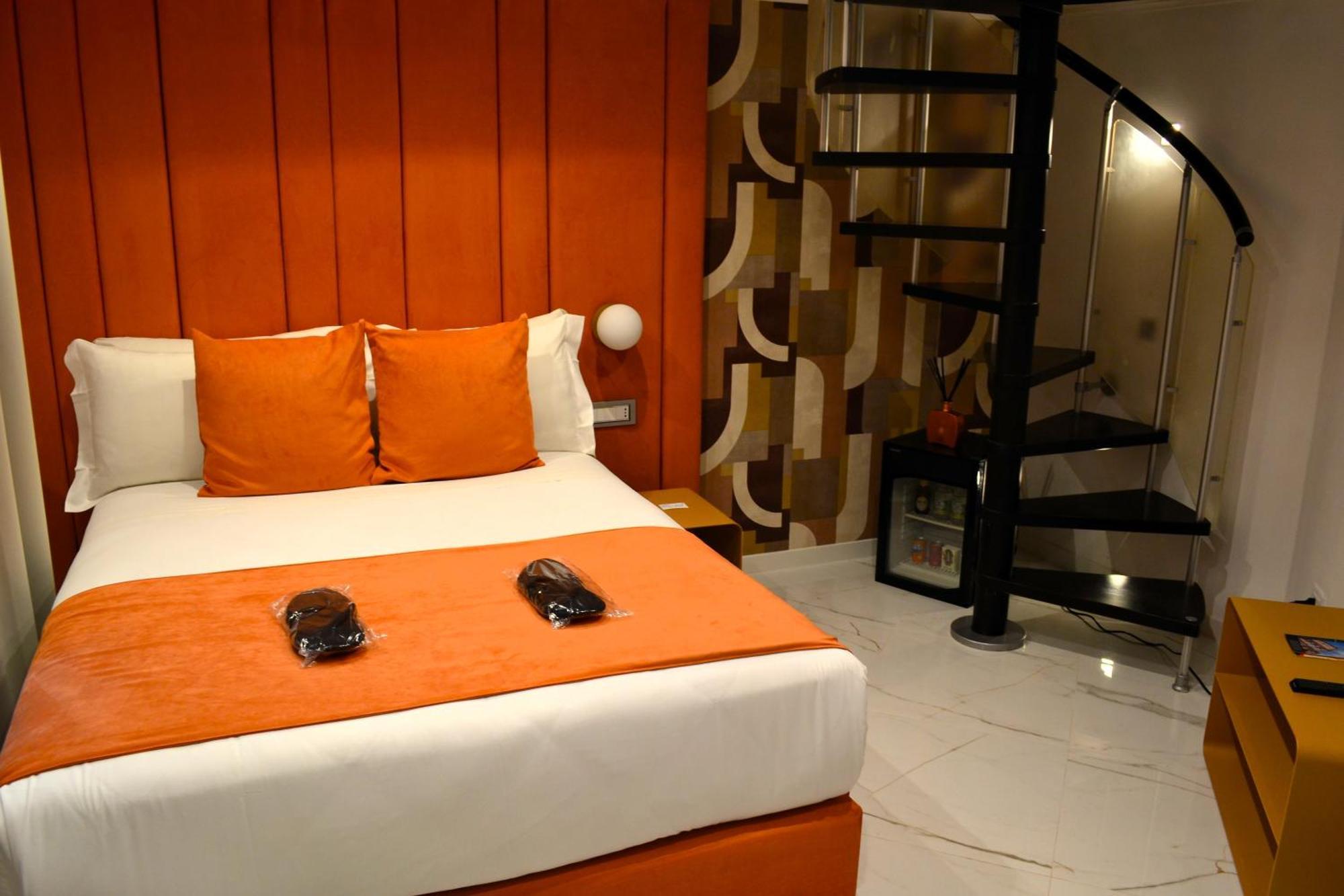 Home At Rome Luxury Navona Suites Exterior photo