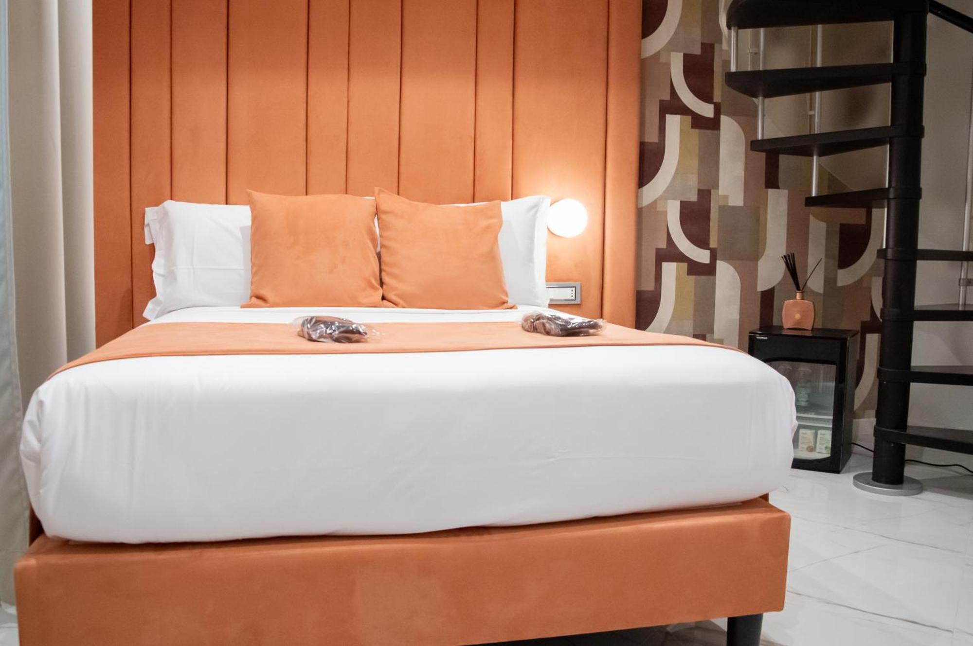 Home At Rome Luxury Navona Suites Exterior photo